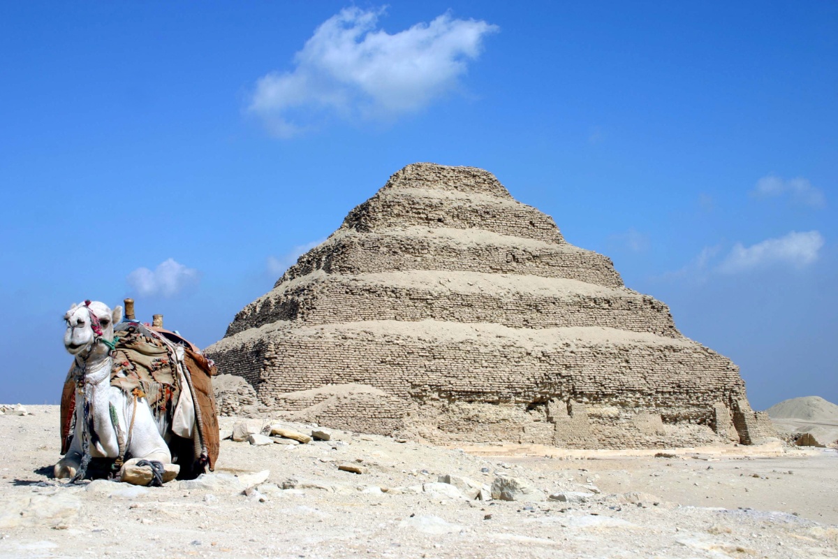 Pirámide de Saqqara.