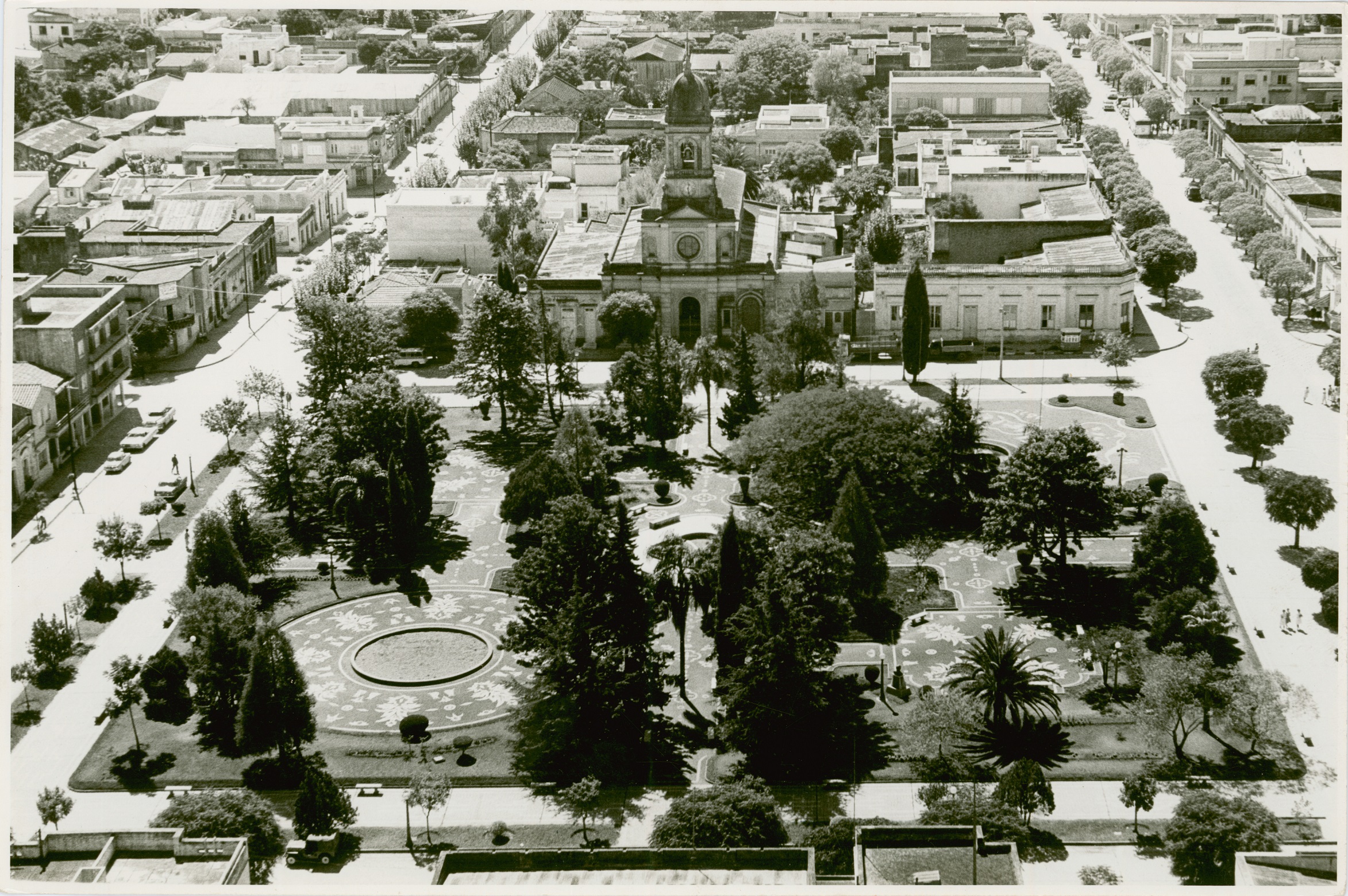 La plaza ya arbolada 