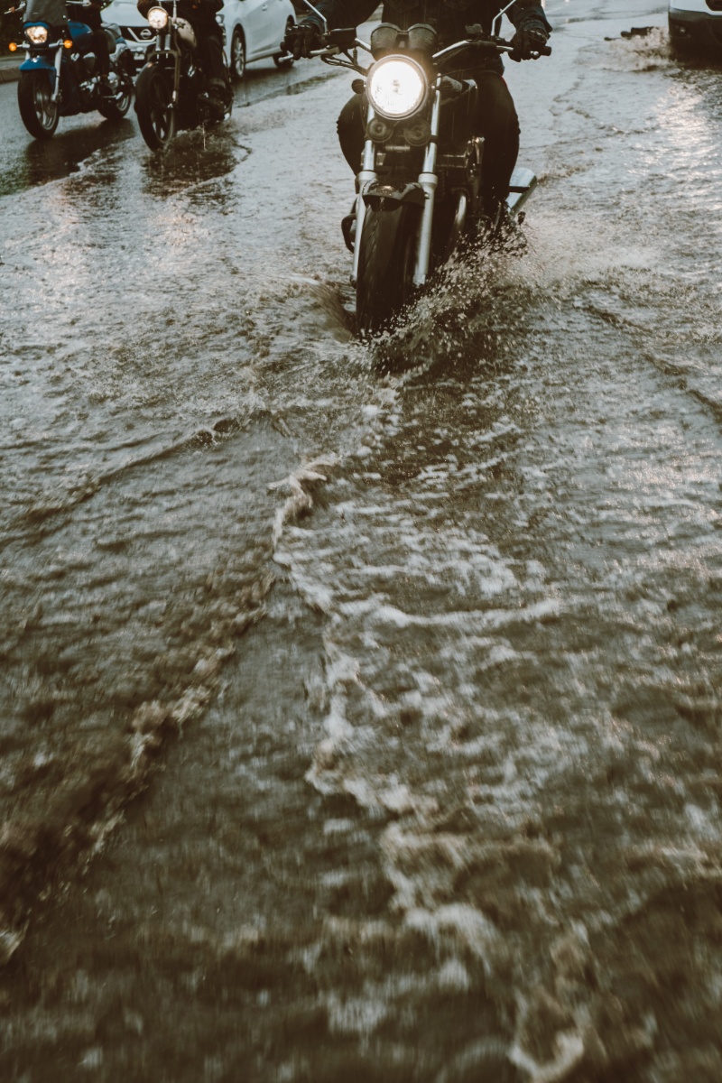 Moto en el agua