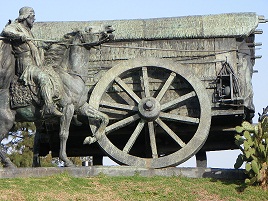 Fotografía del monumento llamado "La Carreta"